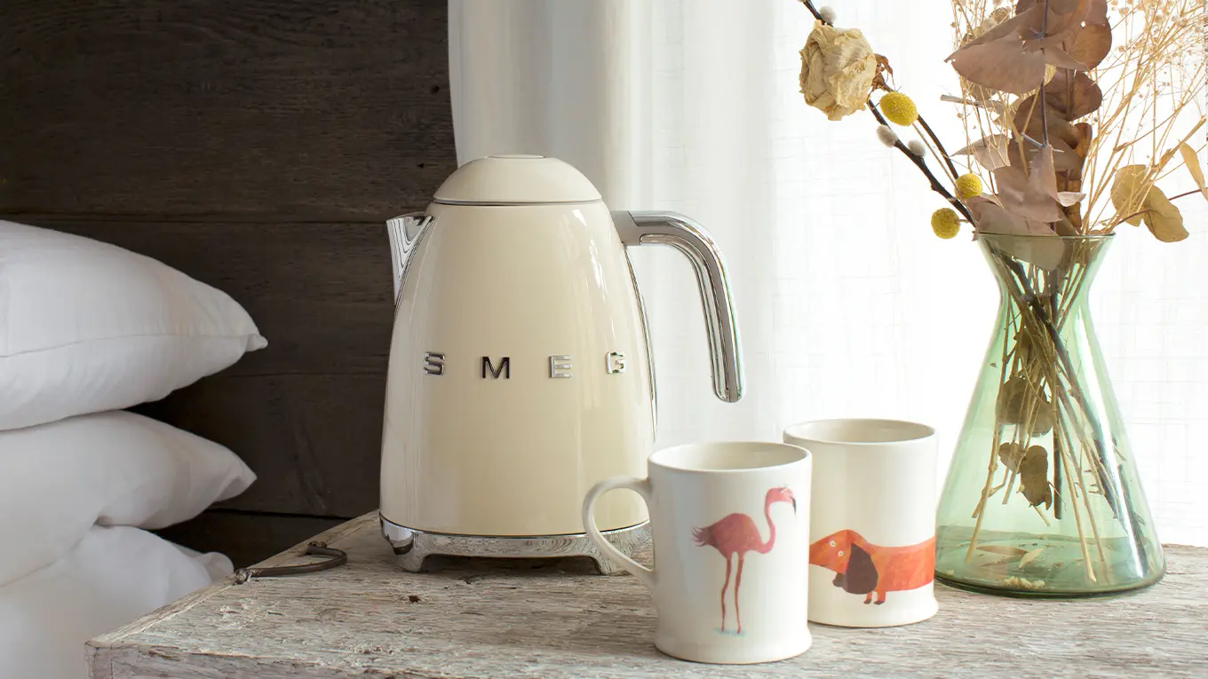 smeg wasserkocher in creme