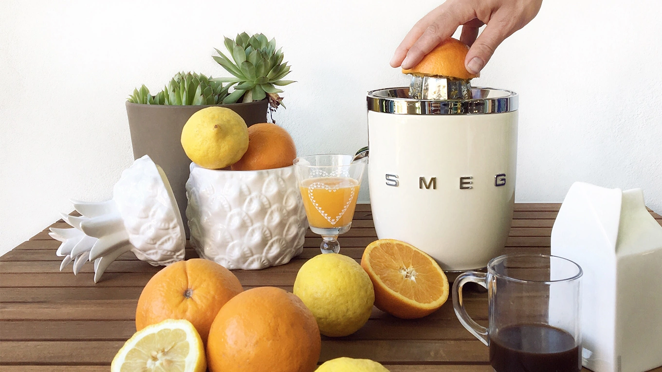 The Smeg citrus juicer The Smeg citrus juicer