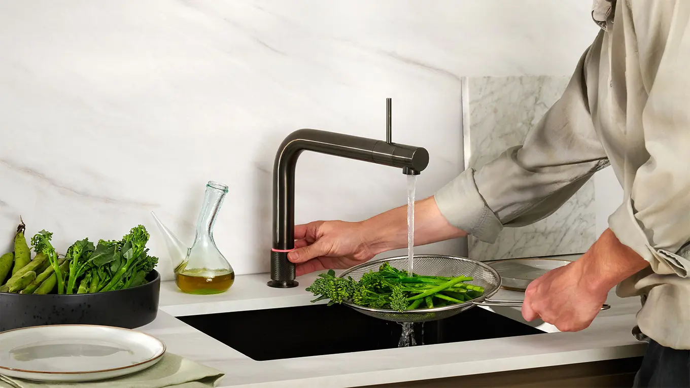 heißes wasser aus dem quooker front gunmetal